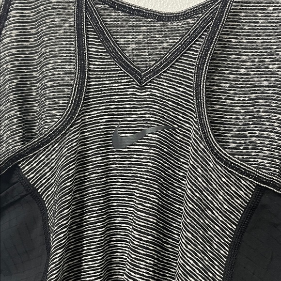 Women's Nike Black and Gray Tank Top - Picture 7 of 7
